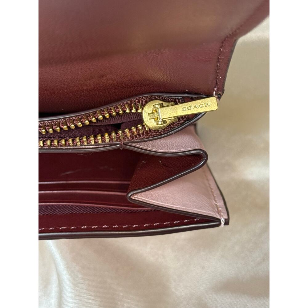 Coach 1941 Blush Glovetanned Leather Turnlock Envelope Wallet 12134 - Picture 5 of 8